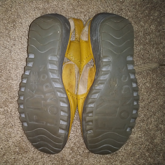 SoldFly London yellow lace up leather sandals Sz 8 - Picture 3 of 3